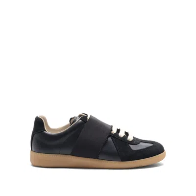 Maison Margiela Mm22 Leather Low Top Sneakers With Suede Trims In Black