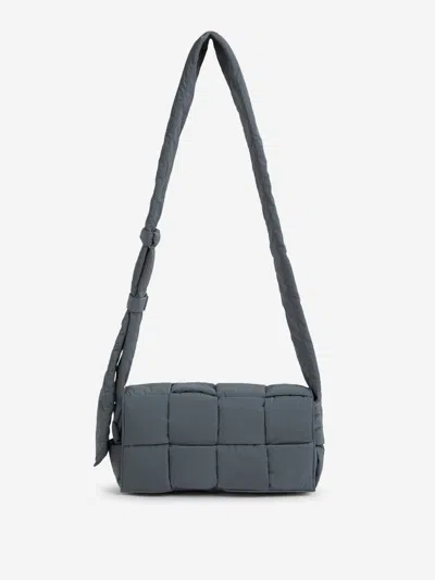 Bottega Veneta Cassette With Versatile Strap In Antracite Grey
