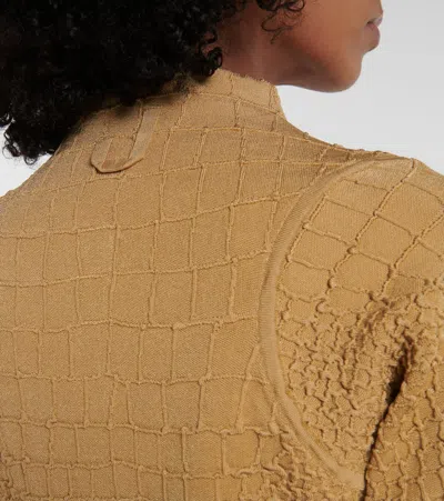 Jacquemus Scala Croc-effect Cardigan In Camel