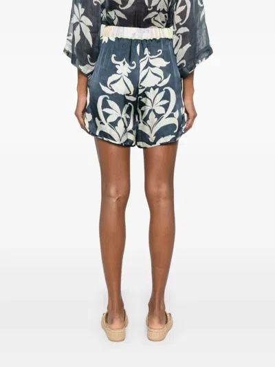 花卉印花短裤