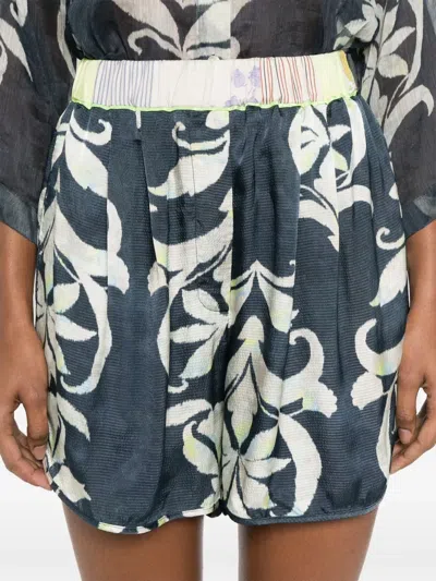 花卉印花短裤
