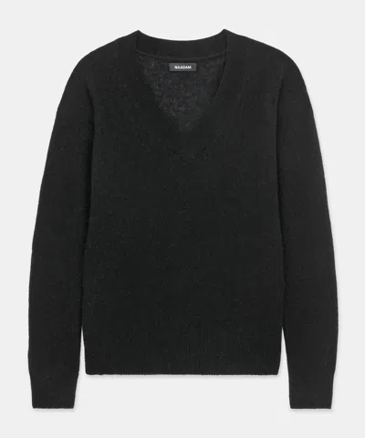 Naadam Signature Cashmere Classic V-neck Sweater In Black