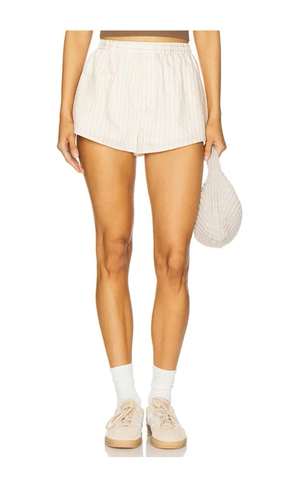 Superdown Cordelia Short In Beige
