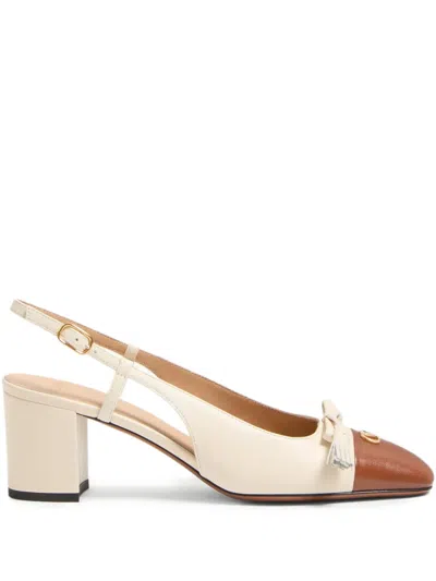 Valentino Slingback Valet Du Roi Pumps In Butter/tobacco In Nude