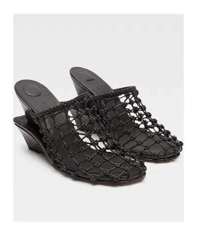 Jacquemus Les Doubles Tresses Croc-embossed Wedge Mules In Black