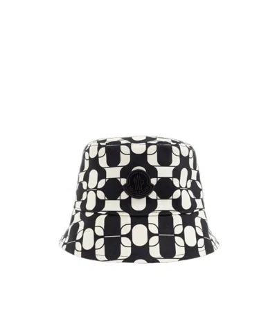 Moncler Reversible Cotton Canvas Bucket Hat In Black