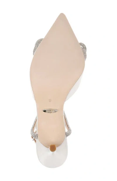 Badgley Mischka Collection Jasmine Pointed Toe Pump In White Crepe