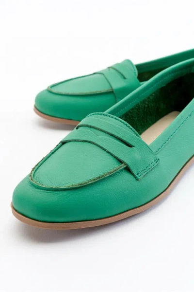 Forever & Always Shoes Dorothy Leather Loafer In Green Leather