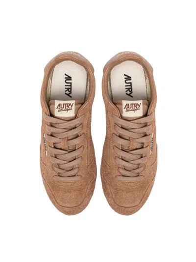 Autry 'windspin Low' Brown Sneaker With Logo On The Side And On The Heel In Pb05 Perfor/suede Siena