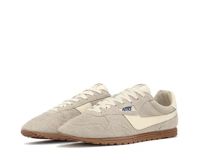 Autry 'windspin Low' Beige Sneaker With Logo On The Side And On The Heel In Suede Man In Neutral