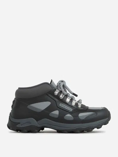 Givenchy Bogs Lace-up Low Sneakers In Black