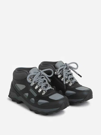 Givenchy Bogs Lace-up Low Sneakers In Black