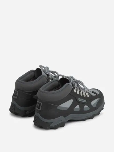 Givenchy Bogs Lace-up Low Sneakers In Black