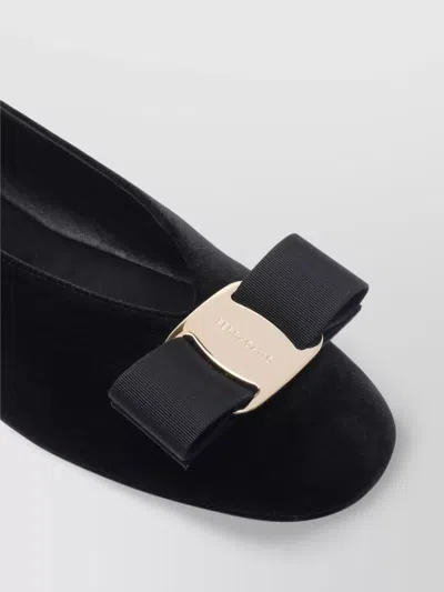 Ferragamo Ballerina Bow Black Var In Black