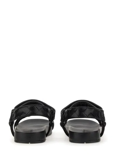 Bottega Veneta Trip Leather Slides In Black