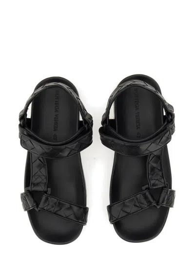 Bottega Veneta Trip Leather Slides In Black