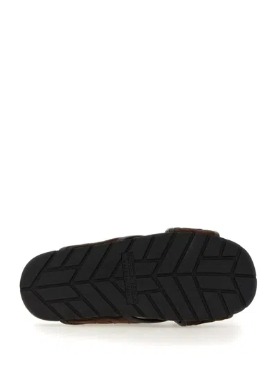 Bottega Veneta Tarik Intrecciato Suede Leather Slides In Brown
