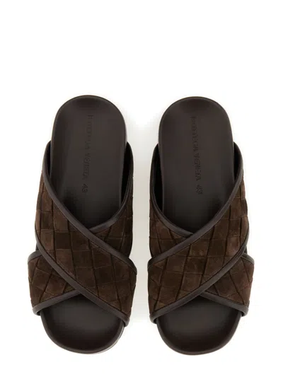 Bottega Veneta Tarik Intrecciato Suede Leather Slides In Brown