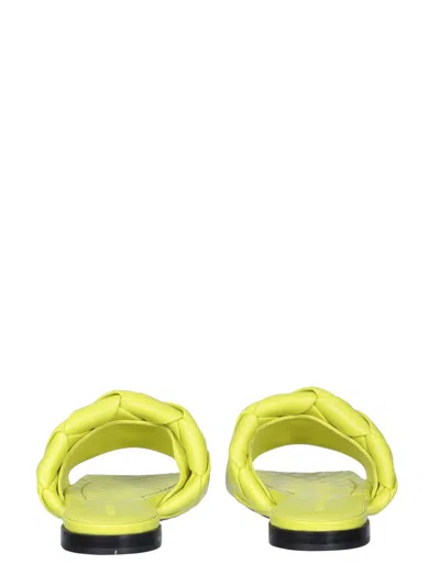 Bottega Veneta The Lido Flat Mules In Intrecciato Nappa Lambskin In Green