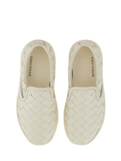Bottega Veneta Sawyer Intrecciato Leather Low-top Sneakers In White