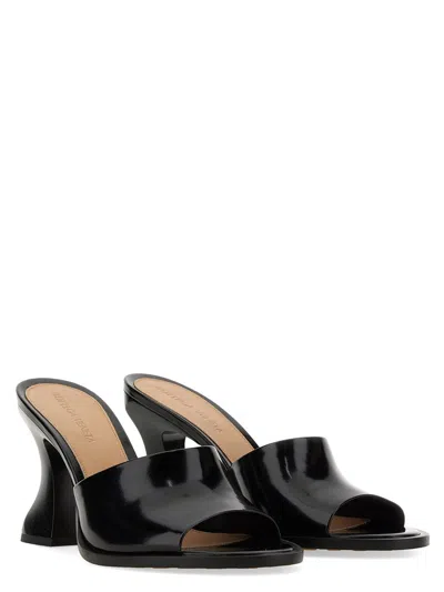 Bottega Veneta Mule "cha-cha" In Black