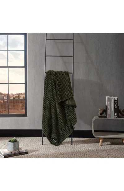 Kenneth Cole New York Solid Textured Plush Throw In Green