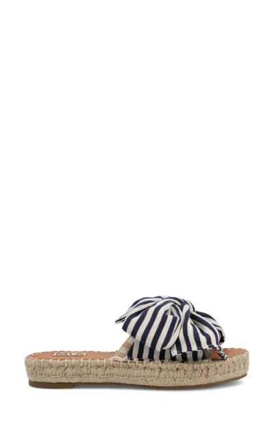 Mia Danielle Platform Sandal In Navy/natural