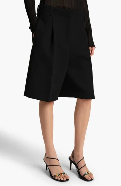 Khaite Laden Low-rise Suiting Shorts In Black