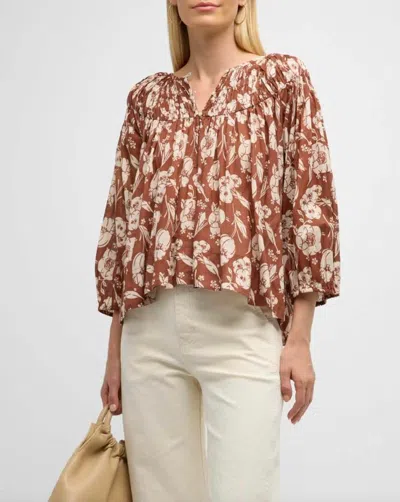 The Great The Swift Top In Hickory Whisper Floral In Multi