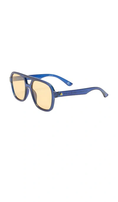 Aire Whirlpool 53mm Aviator Sunglasses In Navy/golden Tint