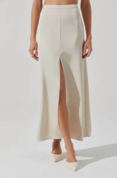 Astr Vitella Satin Midi Skirt In Ecru In White