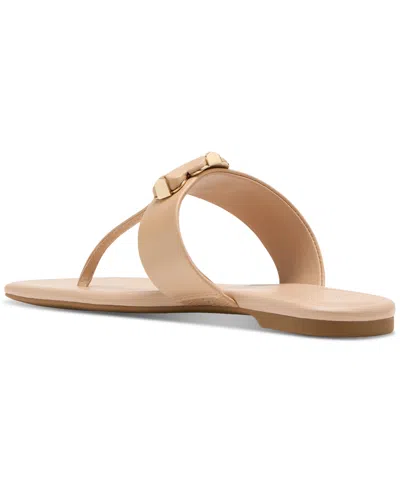 Kate Spade Flower Thong Sandals In Neutral