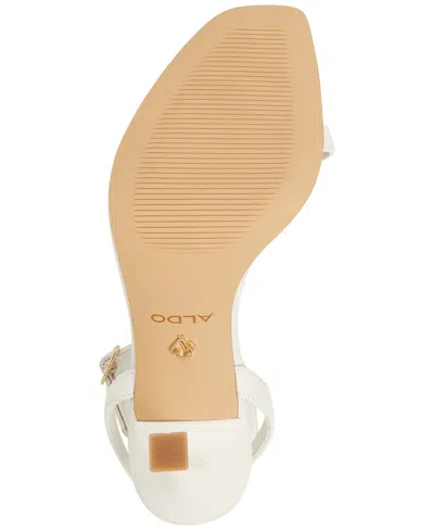 Aldo Daisylily In White