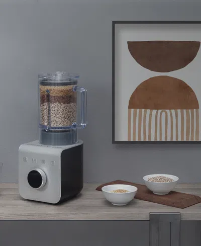 Smeg Contemporary Aesthetic Professional Style Blender In Matte Black