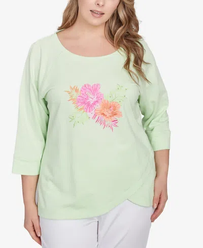Hearts Of Palm Plus Size Hibiscus Print 3/4 Sleeve Top In Light Green Multi