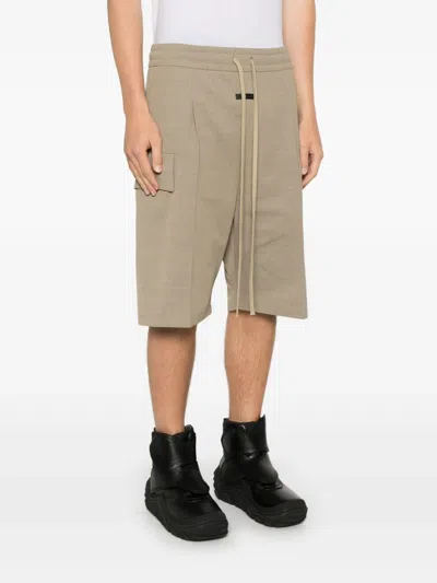 Fear Of God Utility Cargo Pocket Elastic Waist Shorts In Neutrals