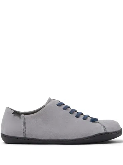 Camper Peu In 灰色