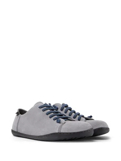 Camper Peu In 灰色