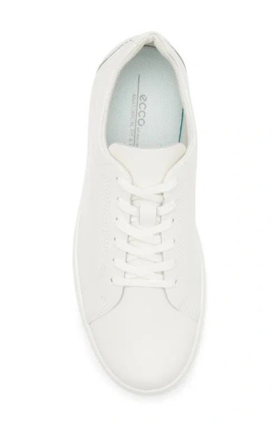 Ecco Classic Low Top Sneaker In White