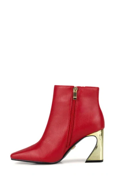 Ninety Union Square Toe Boot In Red