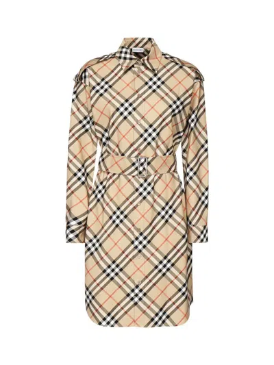 Burberry Ladies Vintage Check Stretch Cotton Button-down Collar Shirt In Beige