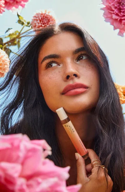 Skylar Sunkissed Dahlia Eau De Parfum Travel Spray 0.33 oz Eau De Parfum Spray In No Color