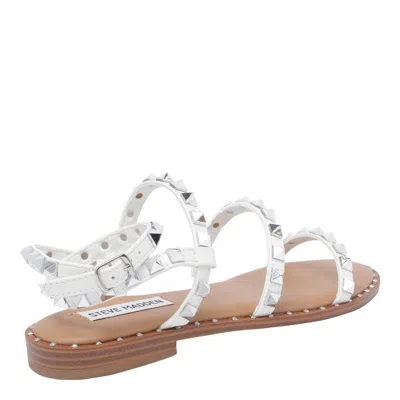 Steve Madden Travel Womens Studded Ankle Strap Flat Sandals In White