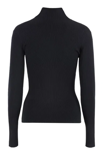 MAISON KITSUNÉ MAISON KITSUNÉ WOOL BLEND TURTLENECK SWEATER 