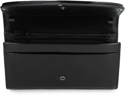 Diesel 1dr Leather Wallet On Chain In Black