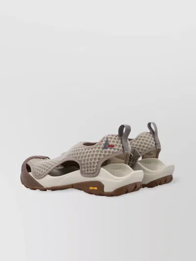 Roa Arpy Sandals In Brown