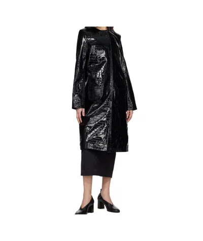 Totême Croc Embossed Leather Coat In Black