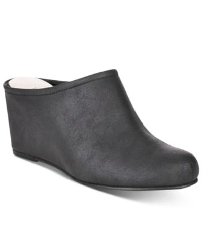 Taryn Rose Tr  Belia Mules, Only At Macy&#039;s In Black Washed