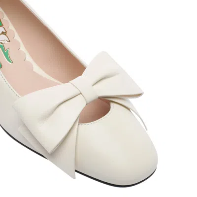 Valentino Garavani Bowow Pumps In Yellow