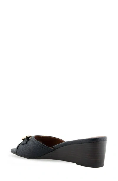 Aerosoles Women's Wava Round Toe Wedge Sandals In Black Pebbled Faux Leather